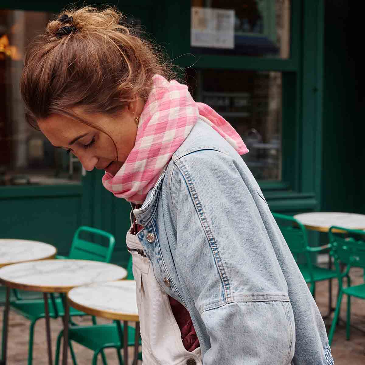 Foulard vichy rose et blanc - 110 x 110 cm